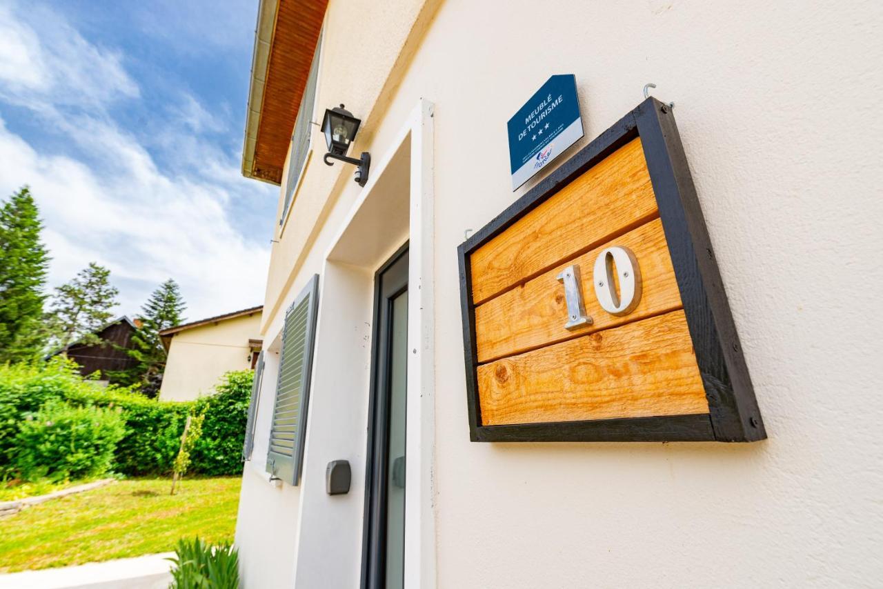 Au 10 Le Long Du Canal Fain-Les-Montbard Eksteriør billede